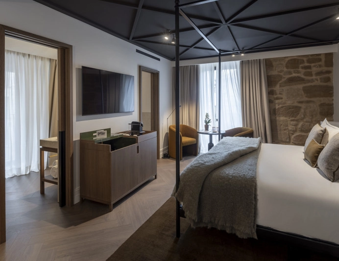 0000-junior-suite-2026.jpg