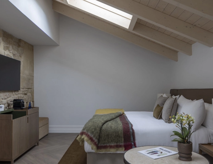 0000-Junior-Suite-Attic-Palacio-de-los-Angeles.jpg