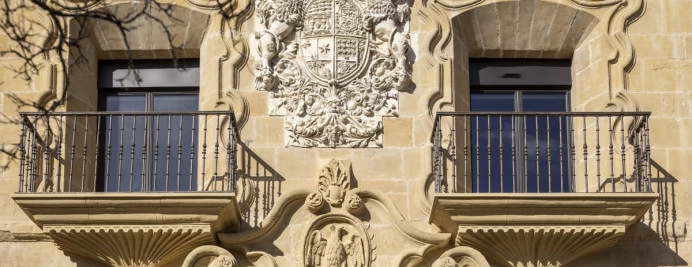 030-detalle-fachada-palacio-de-los-angeles.jpg